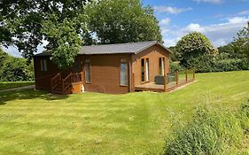Gorstage Meadows Luxury 2 Bedroom Lodge In Rural Cheshire